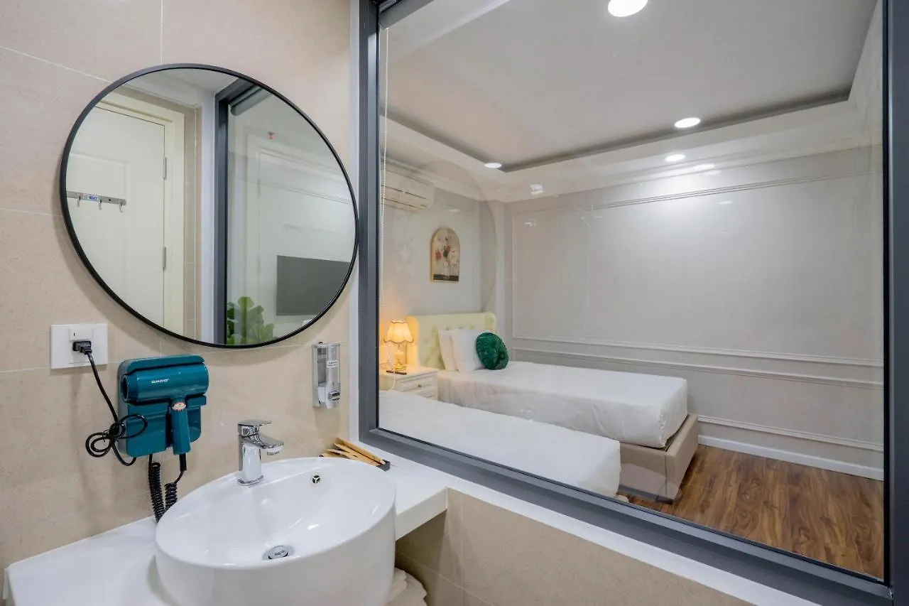 Sazi Hotel - Bui Thi Xuan Ho Chi Minh City