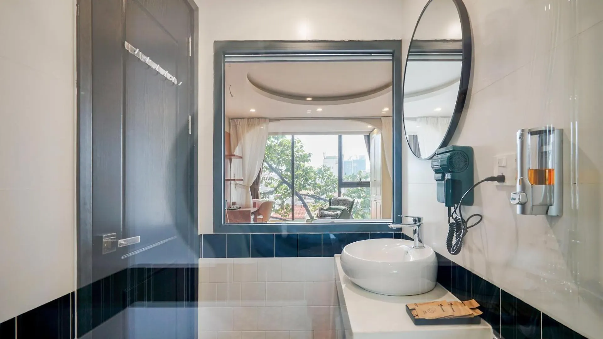 Sazi Hotel - Bui Thi Xuan Ho Chi Minh City 0*,  Vietnam